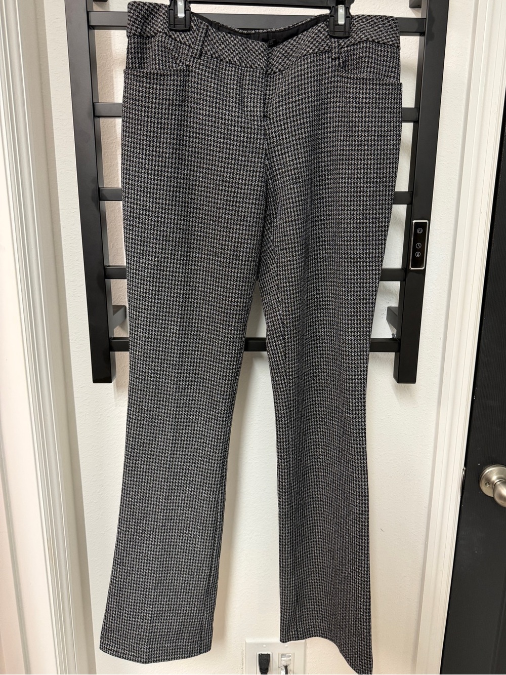Express Women’s Gray Houndstooth Dress Pants